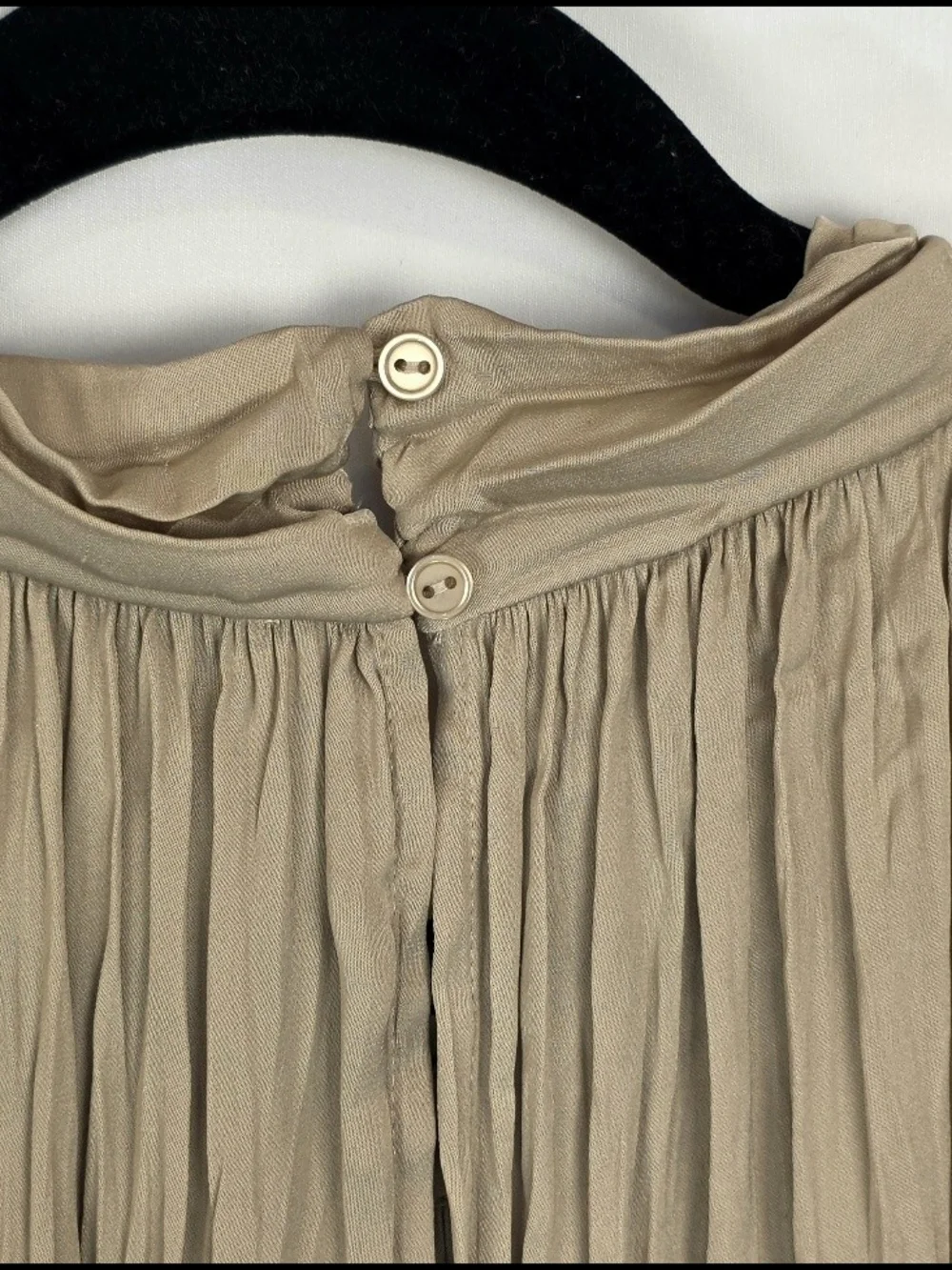 Rachel Zoe Taupe Boho Chic Office Pleated Halter Chunky Chain Accent Blouse Sz M - Picture 5 of 6